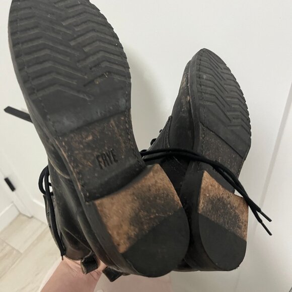 Frye Veronica Dark Brown Combat Distressed Combat Boots Size 8.5 - Picture 9 of 9